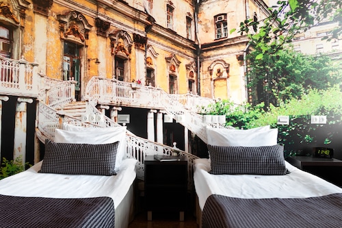 Prenota Nevsky Forum Hotel A San Pietroburgo Hotels Com