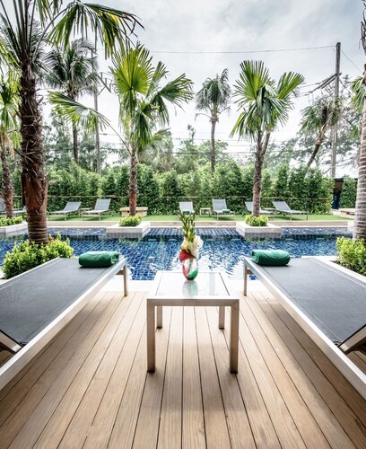 タイ プーケット 県 のホテル 宿泊予約 格安ホテル予約 最安値検索 ホテルズドットコム