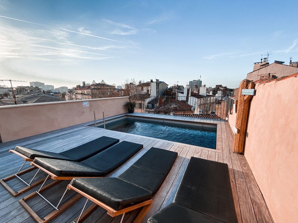 Book Grand Hôtel Dauphiné, Boutique Hôtel & Suites in Toulon