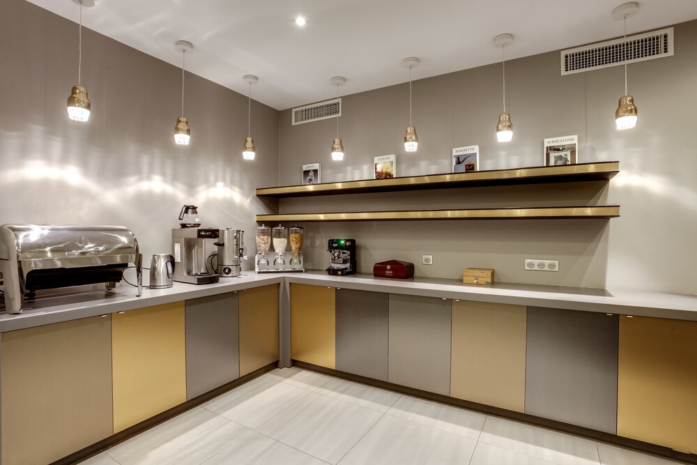 Book Hotel d Amiens Paris Hotels com
