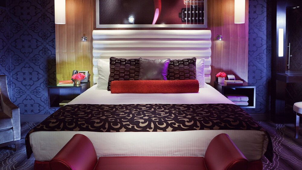 Hotels in tulsa ok with honeymoon suites