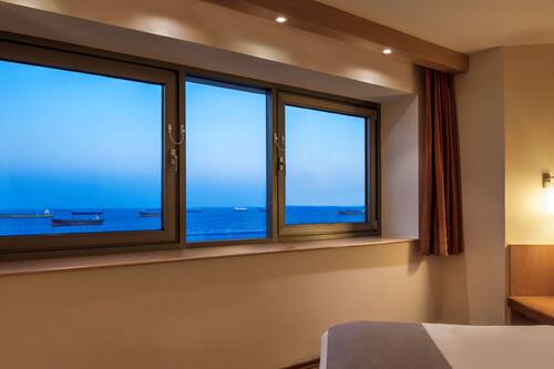 ibis istanbul zeytinburnu istanbul