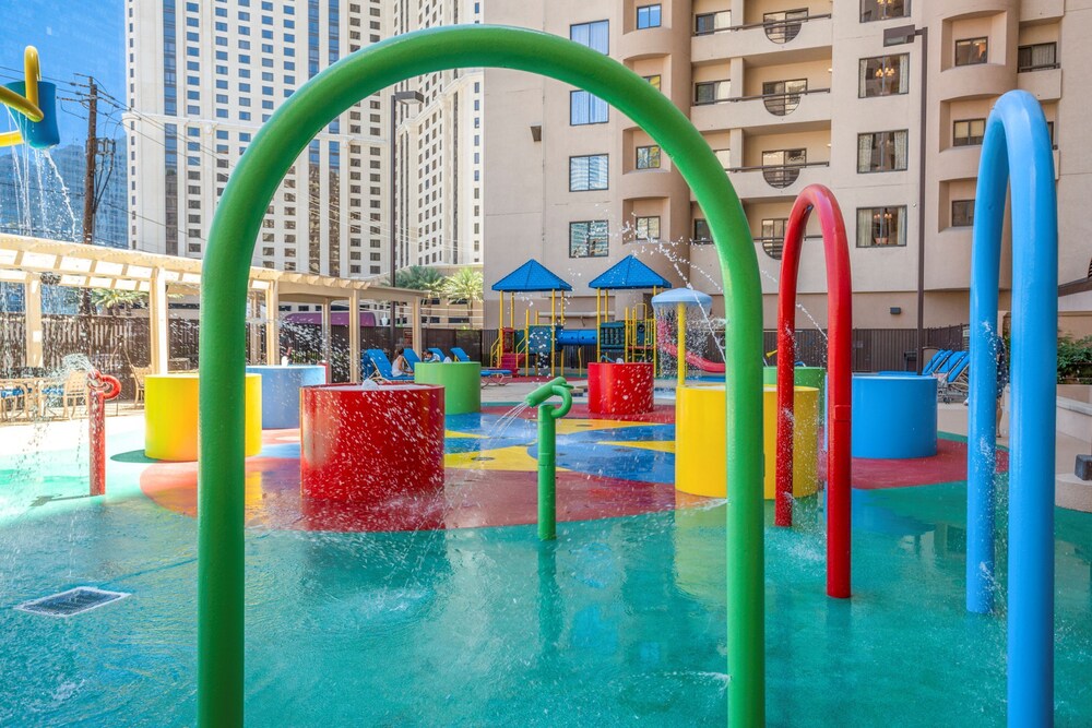 Polo Towers By Diamond Resorts Las Vegas United States Of America Las Vegas Hotel Discounts Hotels Com