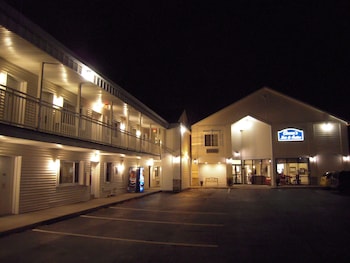 Hotels In Guilderland From 56 Night