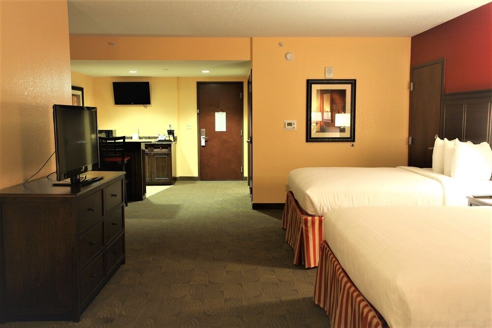 Book Pier House 60 Clearwater Beach Marina Hotel in ...