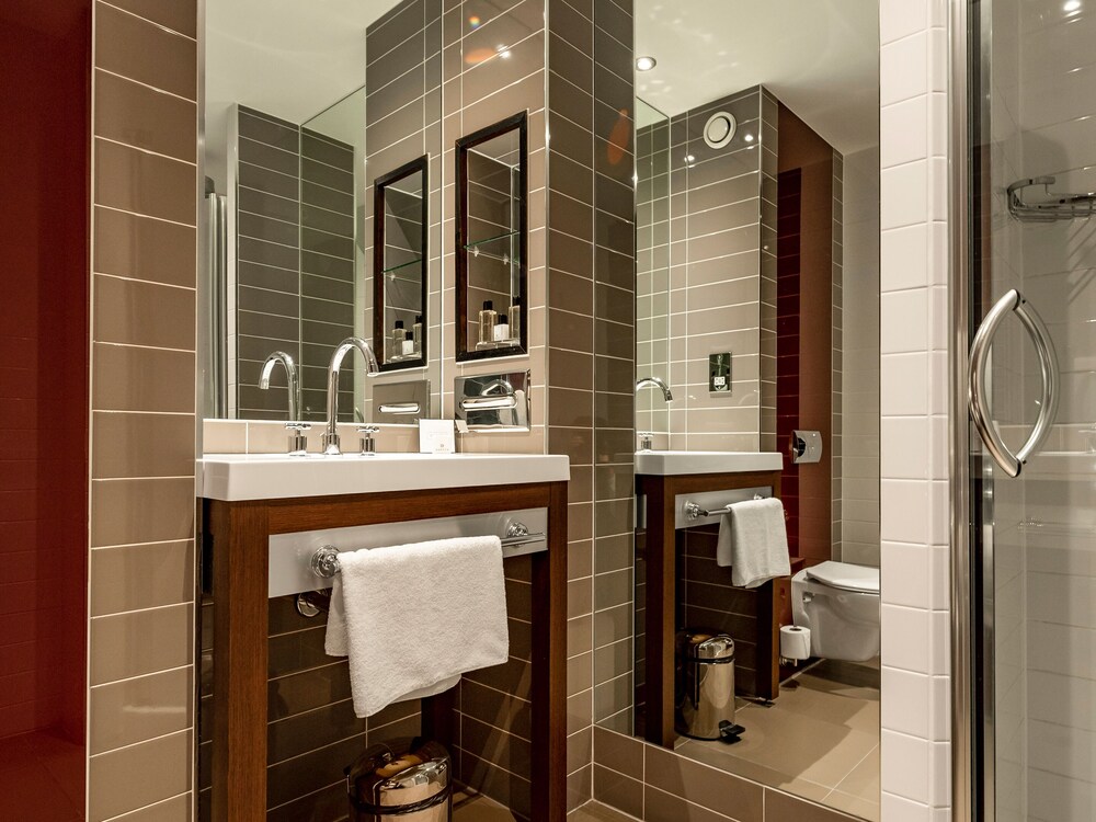 Dakota Edinburgh South Queensferry Info Photos Reviews Book At Hotels Com