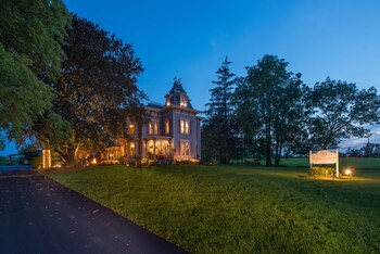15 Closest Hotels To Cmac Performing Arts Center In Canandaigua 15 Closest Hotels To Cmac Performing Arts Center In Canandaigua