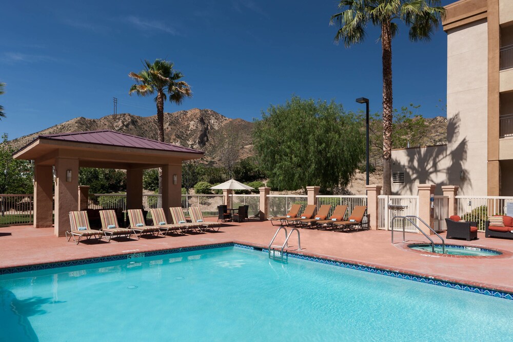 Book Courtyard By Marriott Santa Clarita Valencia In Courtyard By Marriott Santa Clarita Valencia