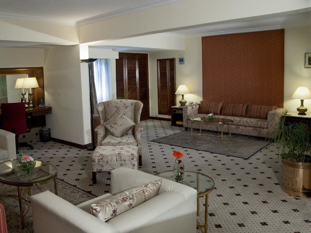 Avari Lahore Lahore Info Photos Reviews Book At Hotels Com