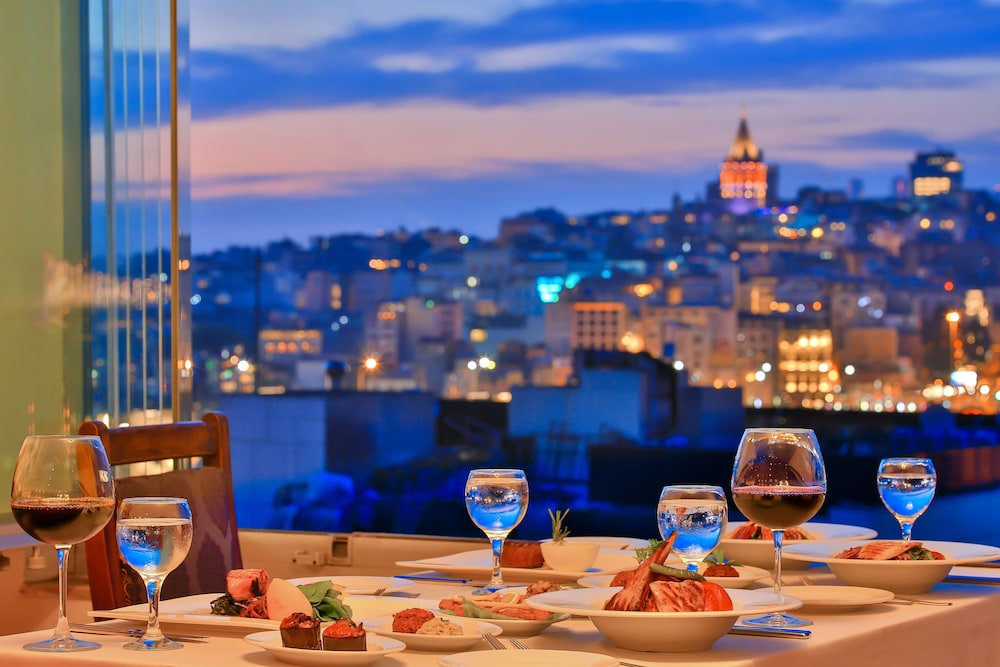 Book Legacy Ottoman Hotel in Istanbul