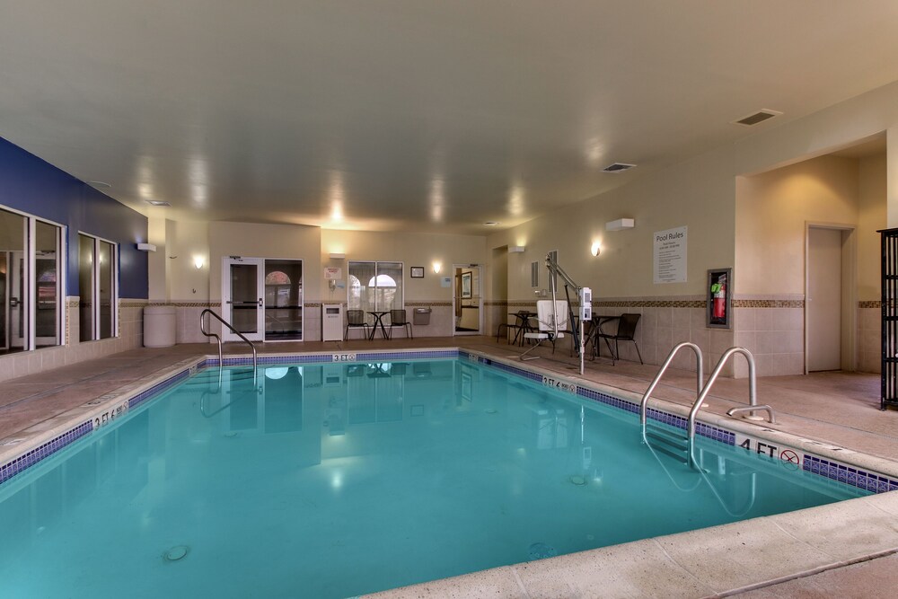 Book Holiday Inn Express Suites Allentown West An Ihg Hotel In Allentown Hotelscom
