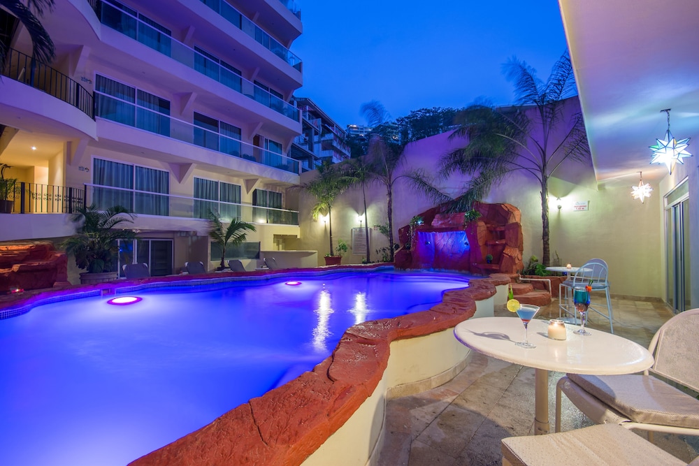 Hotel blue chairs resort by the sea puerto vallarta