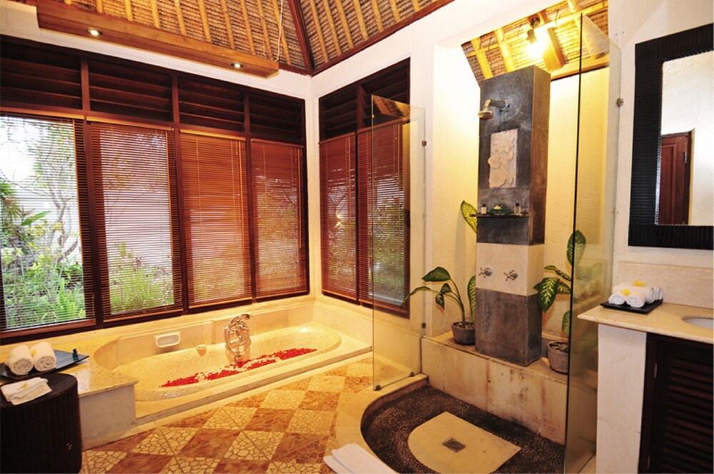 Book Blue Point Bay Villas and Spa in Pecatu Book Blue Point Bay Villas and Spa in Pecatu