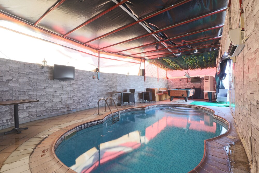 احجز أو واي أو 367 فندق يوريكا في دبي قارن أسعار الفنادق في دبي