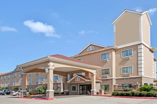 Best Cheap Hotels In Baytown From 18night Hotelscom
