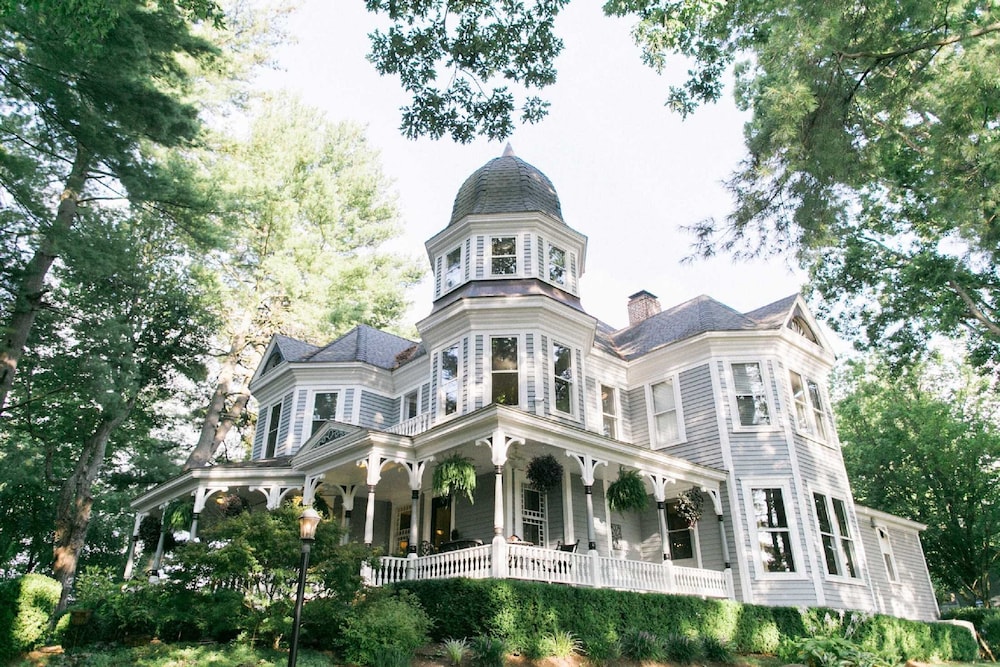 Book Biltmore Village Inn Bed And Breakfast In Asheville Hotels Biltmore Village Inn Bed And Breakfast Asheville