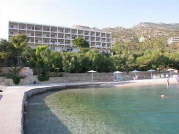 Φωτογραφία του Hotel Pappas, Λουτράκι-Άγιοι Θεόδωροι
