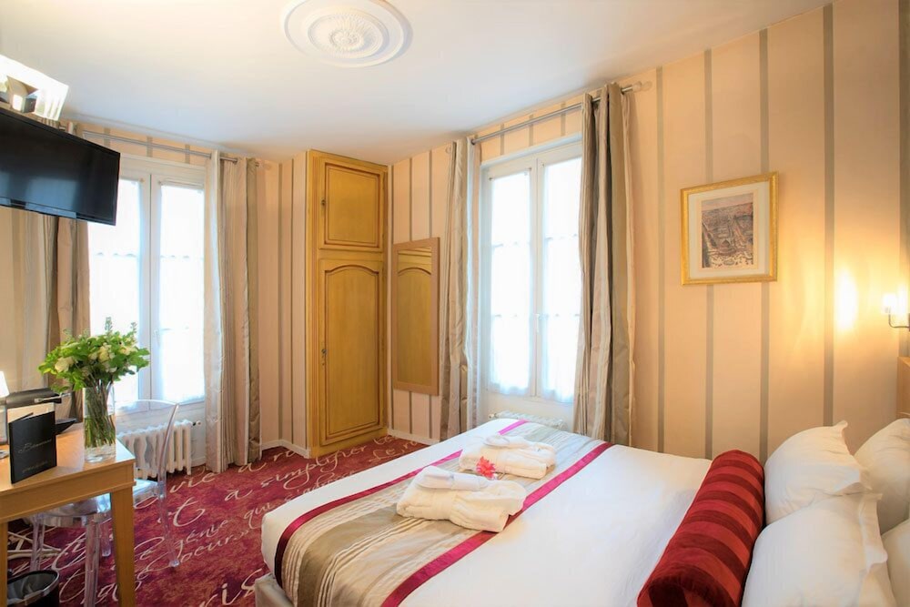 Book Hotel Romance Malesherbes by Patrick Hayat in Paris | Hotels.com Book Hotel Romance Malesherbes by Patrick Hayat in Paris | Hotels.com