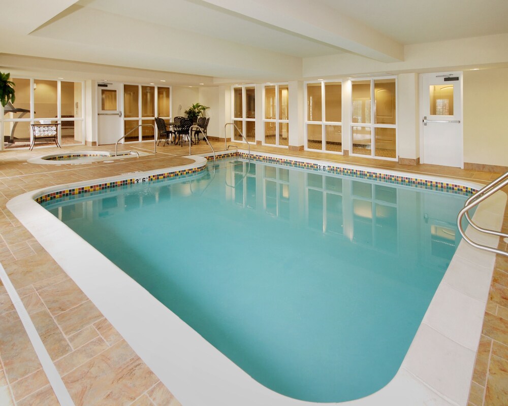 Book The Wildwood Hotel in Wildwood