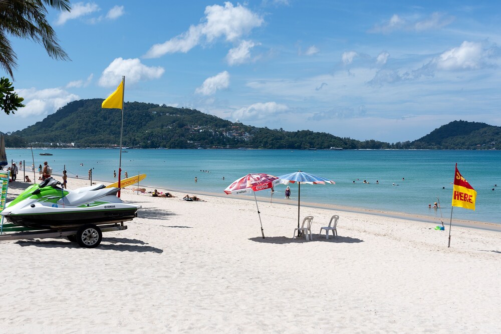 普吉岛巴东帕拉贡度假村