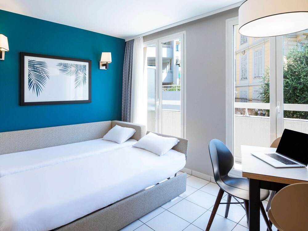 Aparthotel Adagio Monaco Monte Cristo Beausoleil France Beausoleil Hotel Discounts Hotels Com