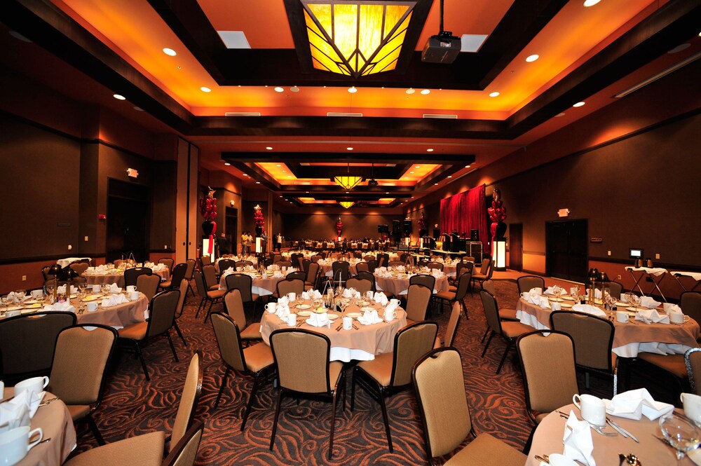 Desert Diamond Casino Hotel In Tucson Hotels Com