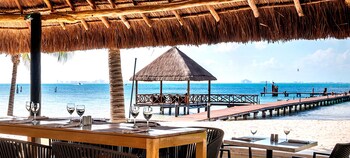 Billede af Isla Mujeres Palace Couples Only All Inclusive Resort i Isla Mujeres