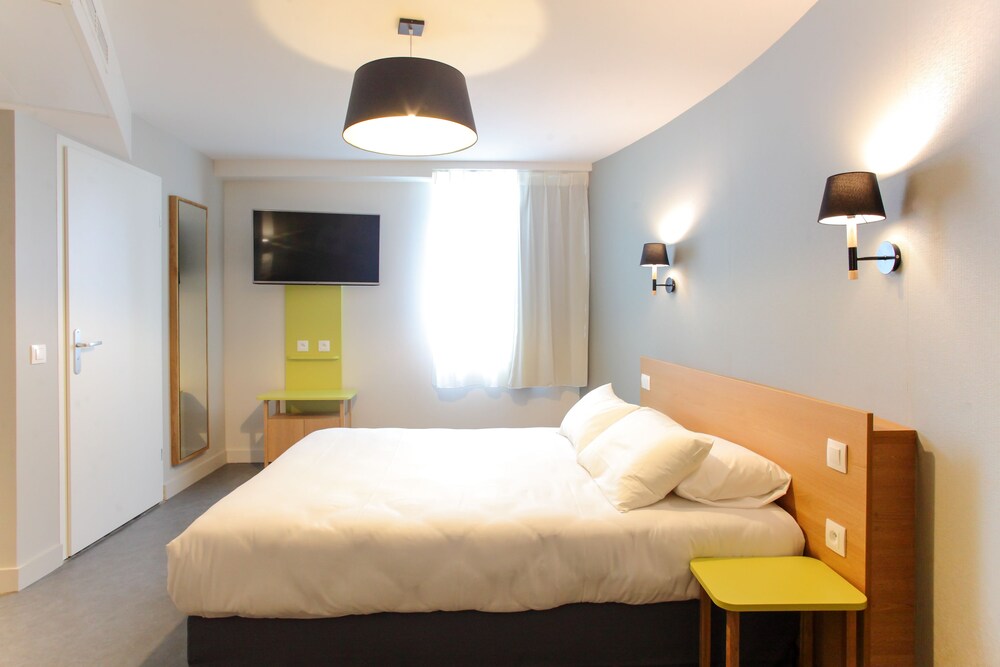 Book Hotel Reseda In Bagnolet Hotels Hotel Reseda Bagnolet