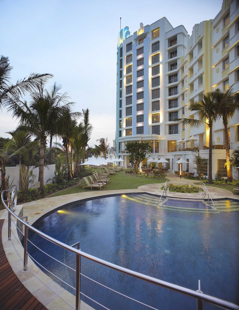 Suncoast Sunsquare & Suncoast Towers in Durban – Book on Hotels