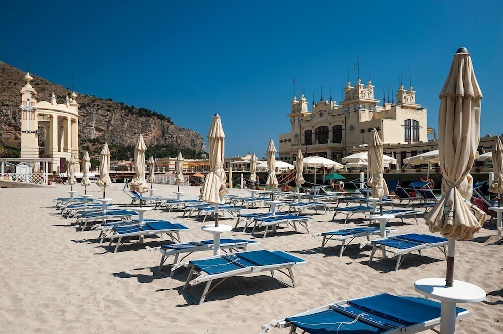 Book Mondello Palace Hotel In Palermo Hotels Mondello Palace Hotel Palermo Beach