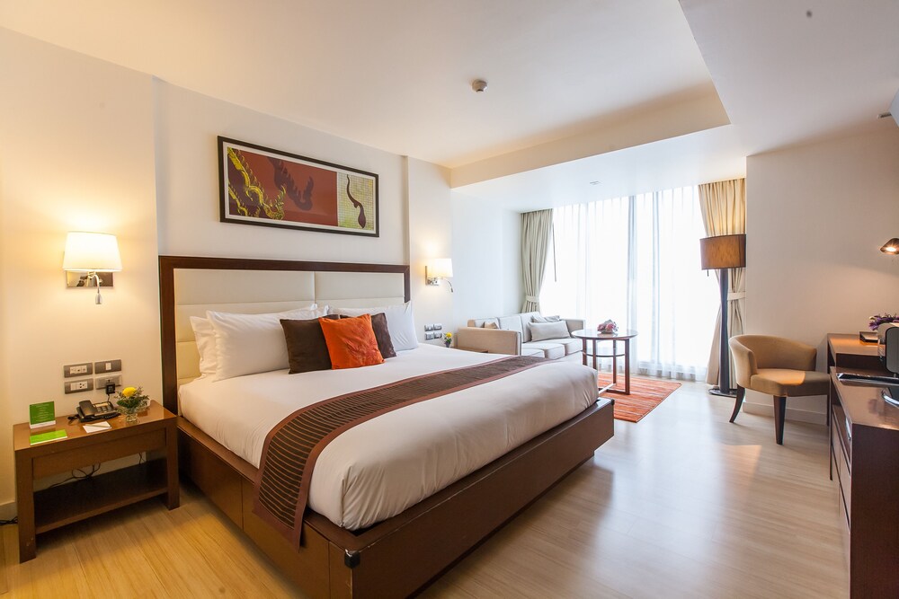 Oakwood Residence Sukhumvit 24 Bangkok Sha Extra Plus In Bangkok Hotels Com