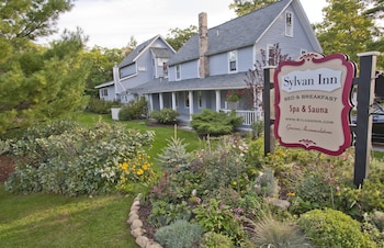 Top 10 Hotels In Glen Arbor Michigan B Bs In Glen Arbor