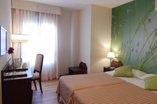 Book Plaza Santa Lucia In Seville Hotels Com