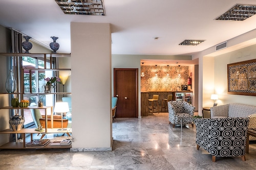 Book Plaza Santa Lucia In Seville Hotels Com