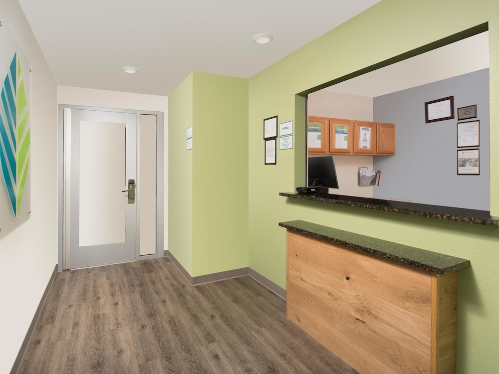 Book Woodspring Suites Indianapolis Lawrence In Woodspring Suites Indianapolis Lawrence Reception