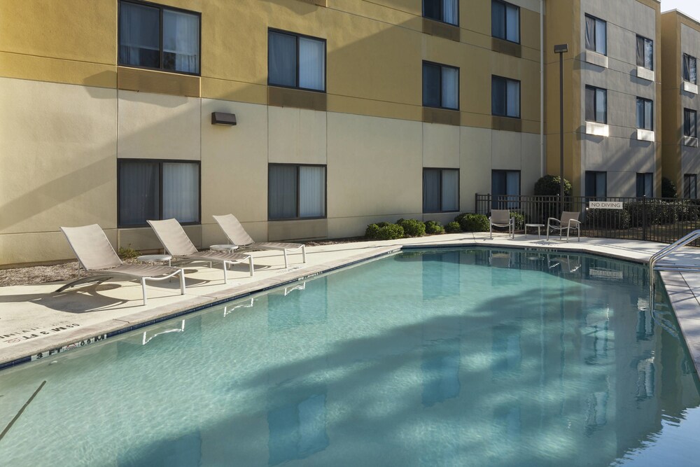 Book Springhill Suites By Marriott Columbus In Columbus Hotelscom