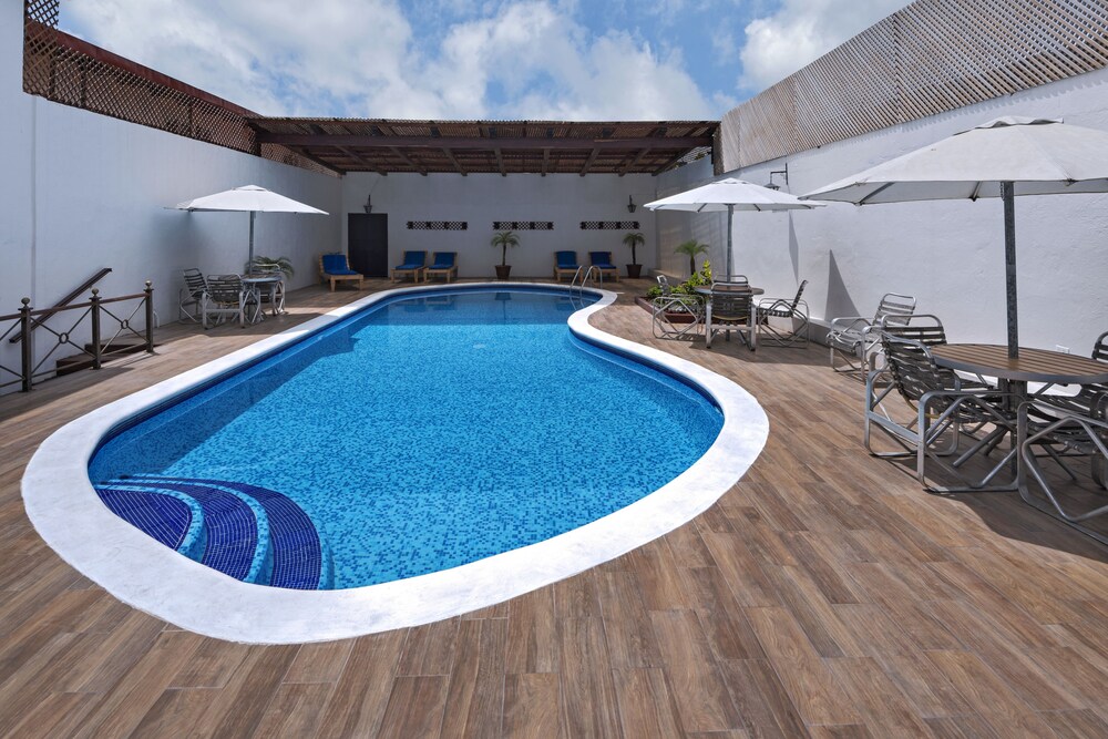 Reviews for Hotel Del Patio, Santa Elena Hotel Del Patio in Santa Elena