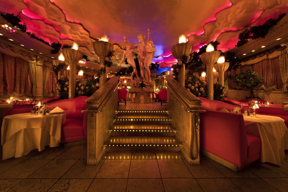 Book Peppermill Resort Spa Casino in Reno