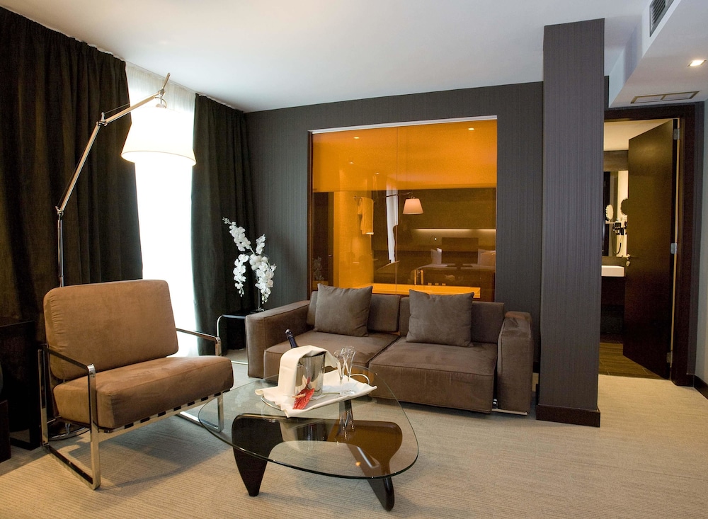 Hotel Silken Gran Teatro Burgos in Burgos - Hotels.com Hotel Silken Gran Teatro Burgos in Burgos - Hotels.com