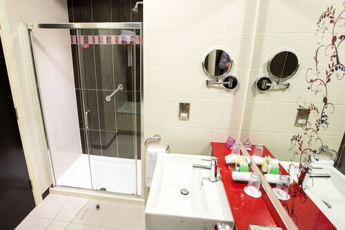 Book Crowne Plaza Hotel Blanchardstown An Ihg Hotel In Dublin Hotels Com Book Crowne Plaza Hotel Blanchardstown An Ihg Hotel In Dublin Hotels Com