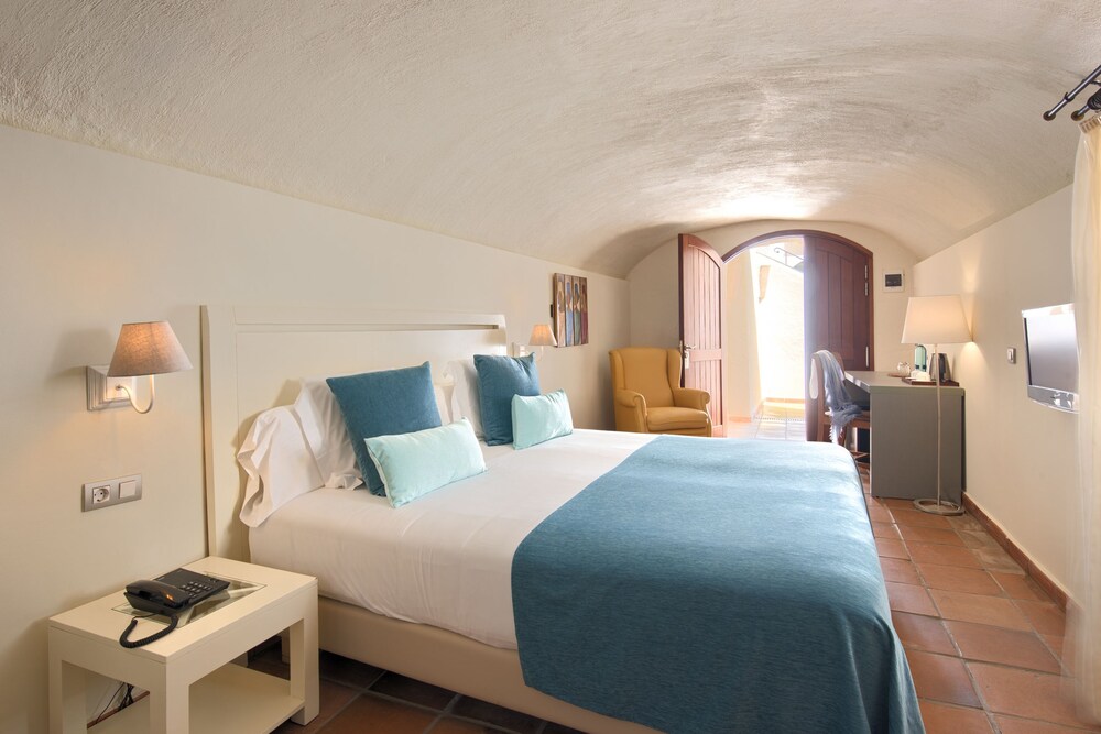 Hotel El Convent De Begur In Begur Hotels Com