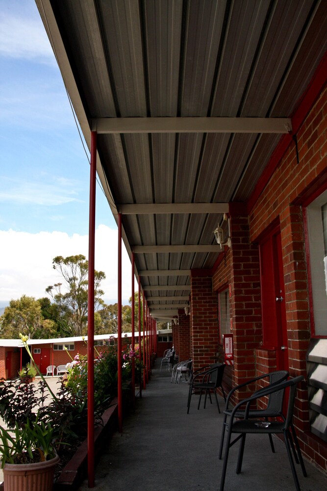 Book City View Motel Hobart In Montagu Bay Hotels City View Motel Hobart Montagu Bay Terrace Patio
