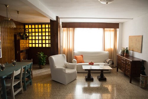 6 Hotels Jardin De La Abadia Malaga Hotels Com