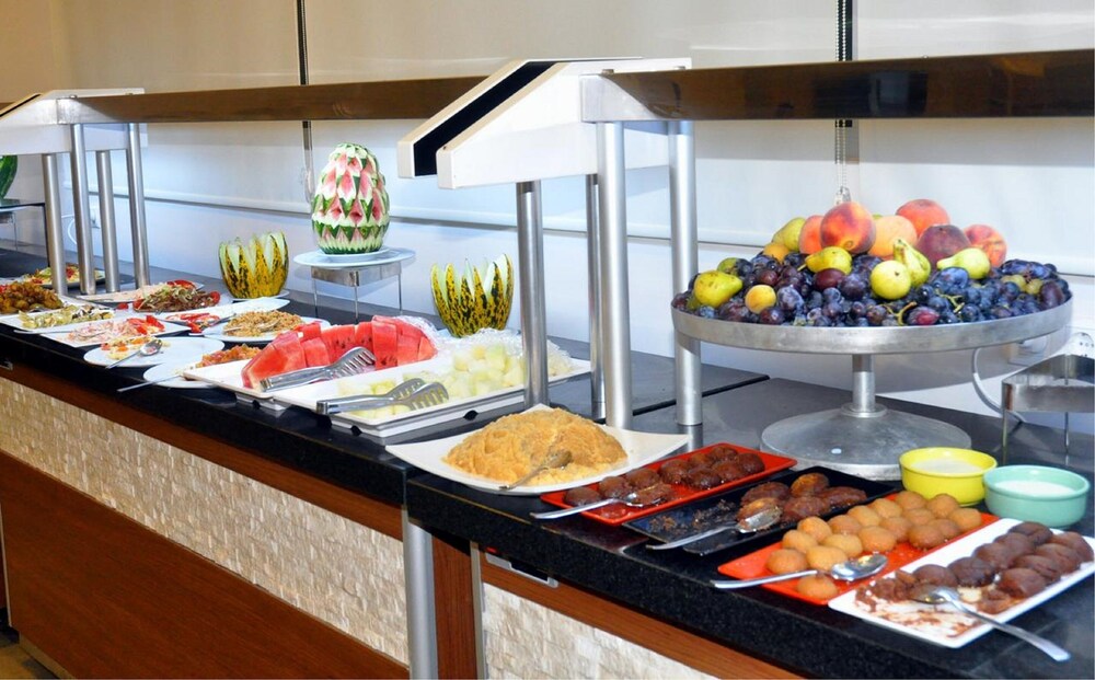 Book Comfort Ada Class Hotel In Kusadasi Hotels Com