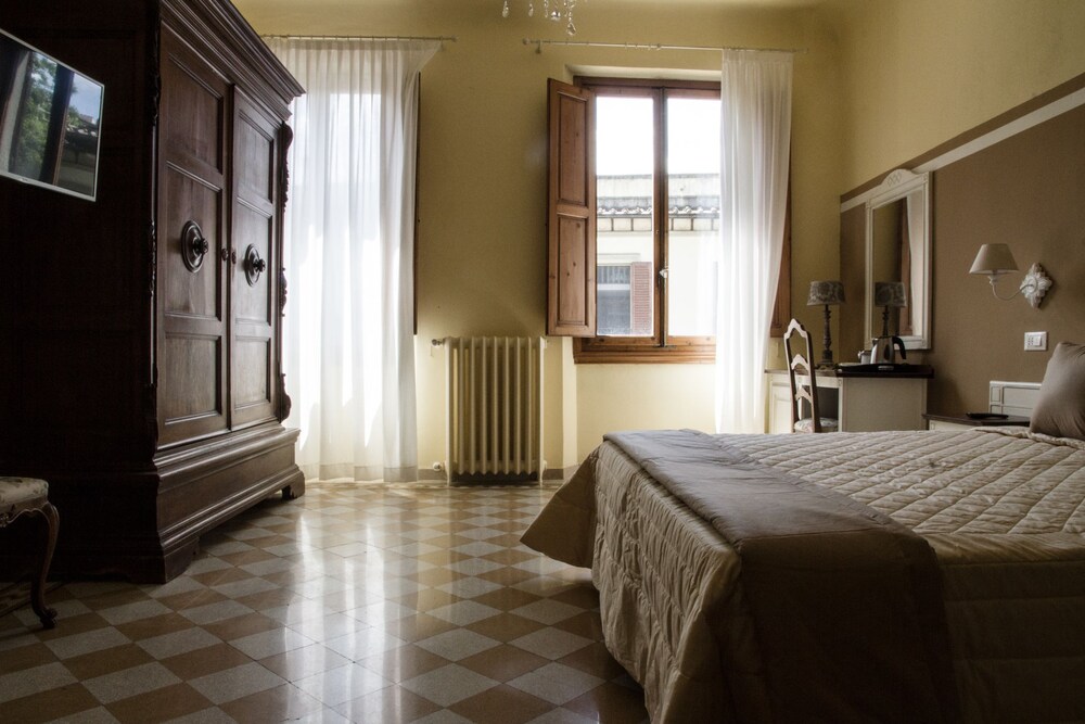 Book B B Domo Florenzia In Florence Hotels Com