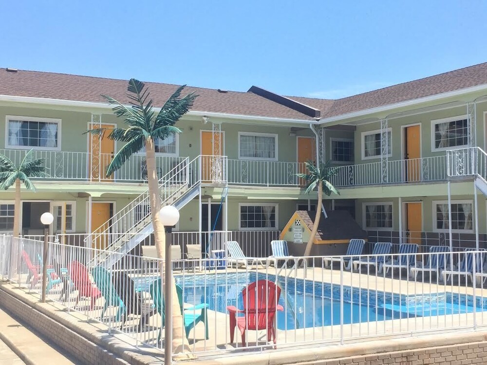 Book Sunrise Inn In Wildwood Hotels Sunrise Inn Wildwood