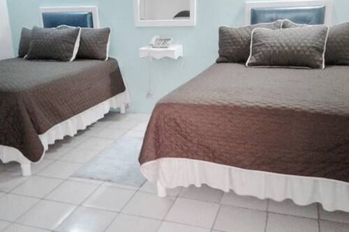 book sunset inn hotel in kingston hotels com