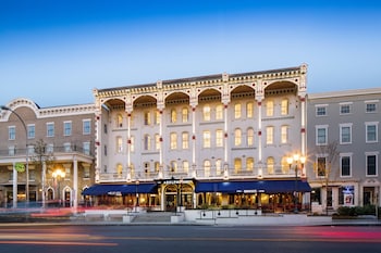 Top 10 Saratoga Springs Hotels Near Race Course New York Top 10 Saratoga Springs Hotels Near Race Course New York