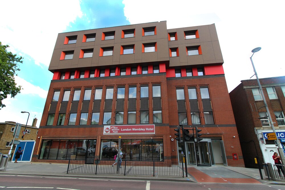 Book Best Western Plus London Wembley Hotel In Hotels