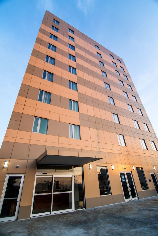 Book John Hotel In Flushing Hotels John Hotel Flushing Exterior